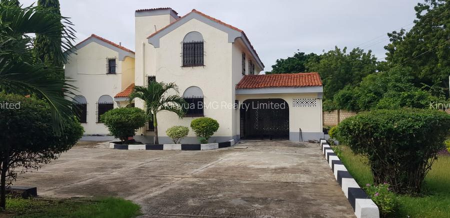 4 Bed Townhouse with En Suite in Nyali Area