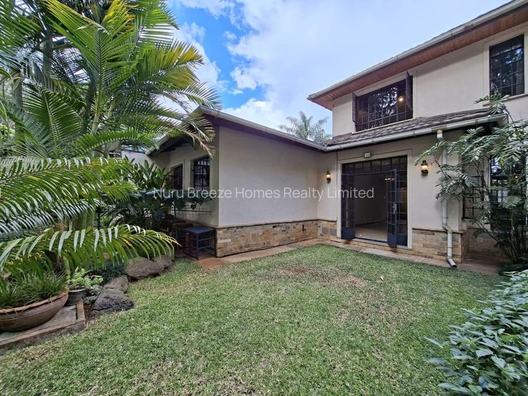 2 Bed Townhouse with En Suite in Lake View