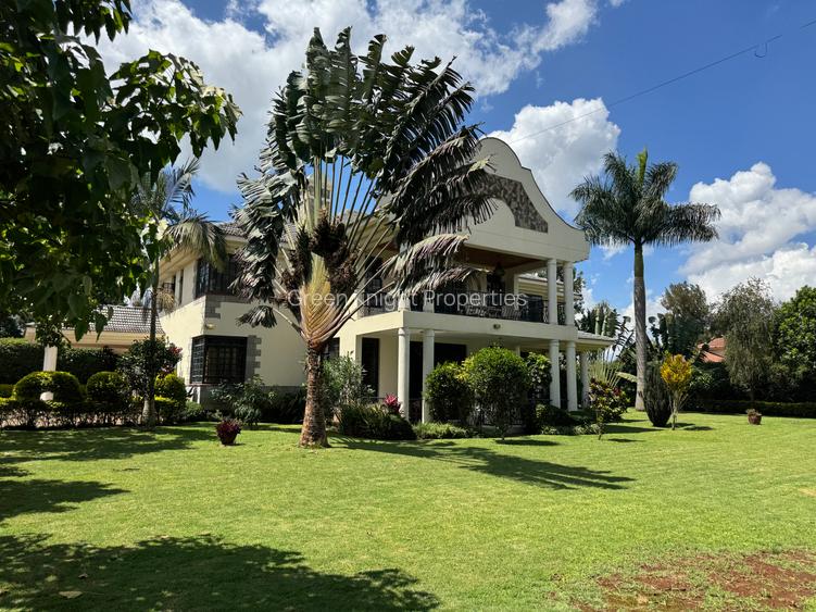 6 Bed House with En Suite in Runda