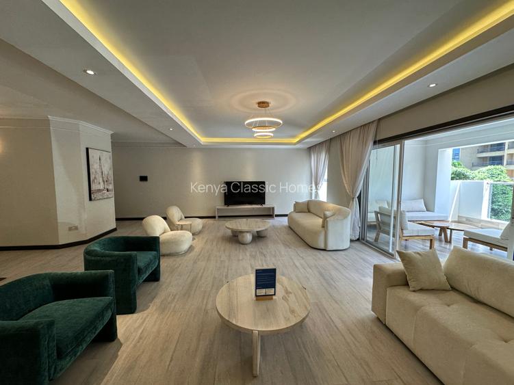 3 Bed Apartment with En Suite in Riverside