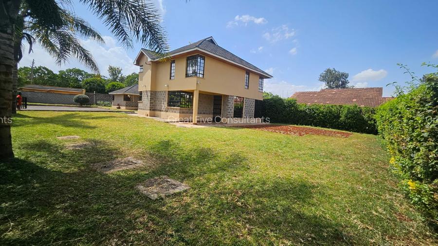 5 Bed Villa with En Suite in Runda