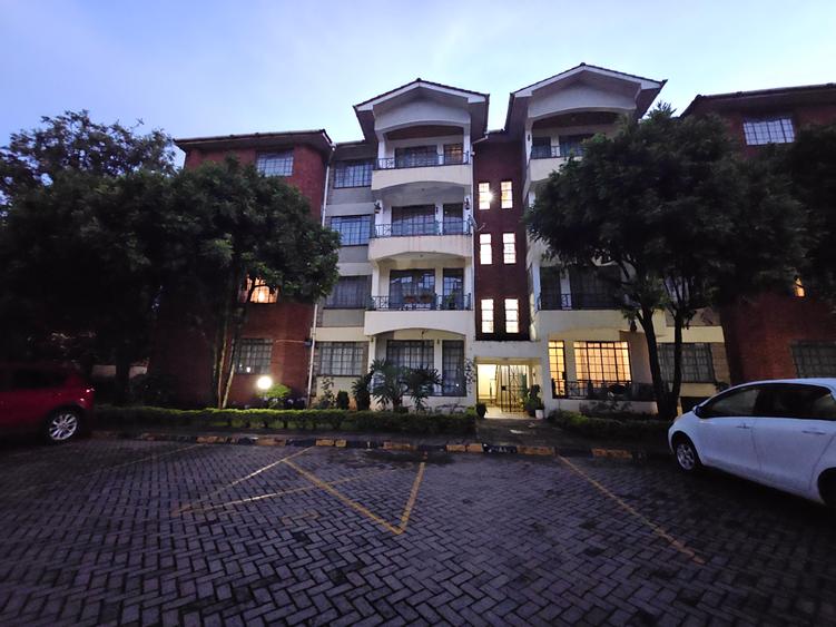 3 Bed Apartment with En Suite in Kileleshwa