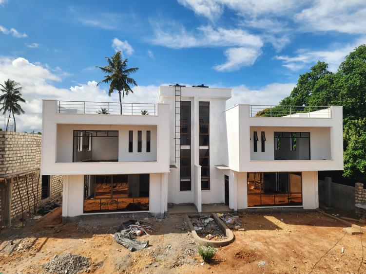 3 Bed Villa with En Suite at Mtwapa 3 Bed Villa with En Suite at Mtwapa