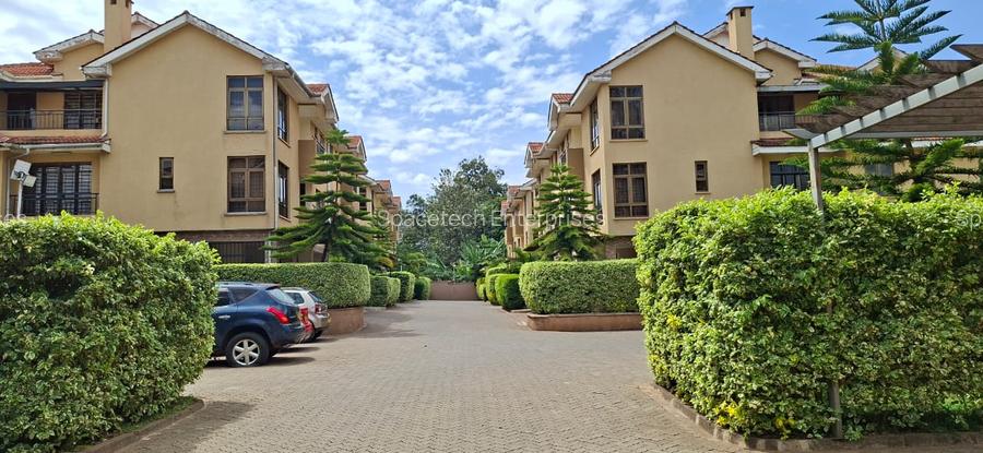5 Bed Townhouse with En Suite in Lavington