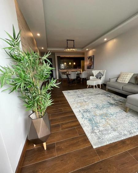 3 bed apartment with en suite at westland