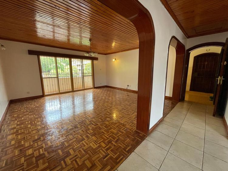 3 Bed Apartment with En Suite in Brookside 3 Bed Apartment with En Suite in Brookside