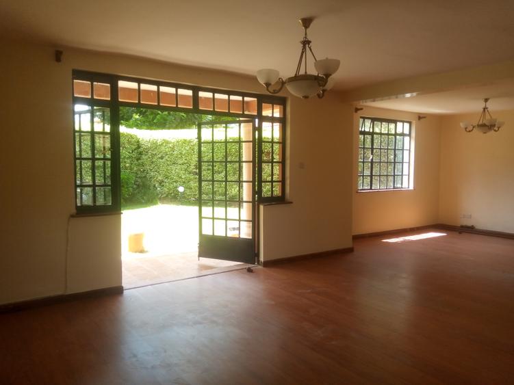 4 Bed Townhouse with En Suite in Runda