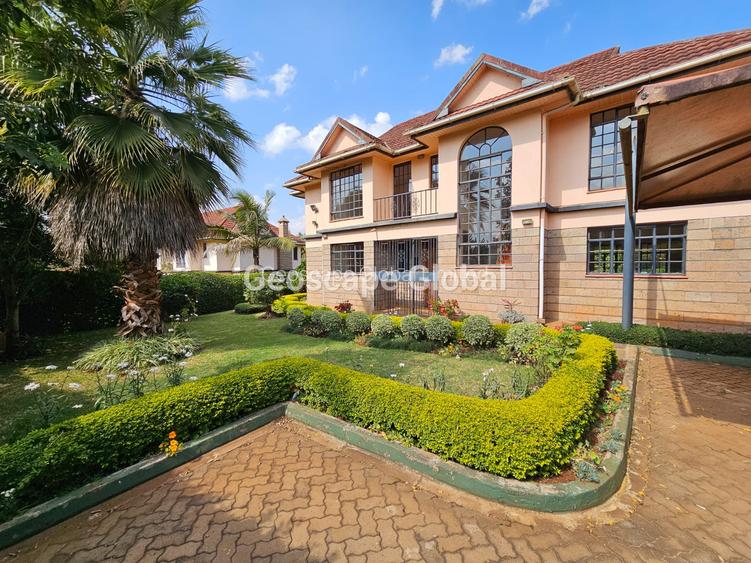 4 Bed House with En Suite in Runda