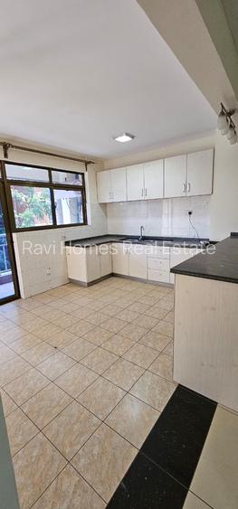 2 Bed Apartment with En Suite in Lavington