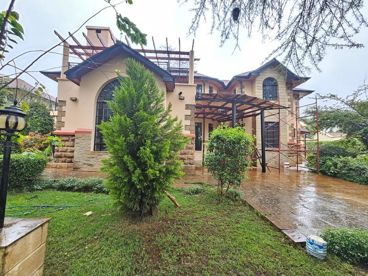 4 Bed House with En Suite in Runda