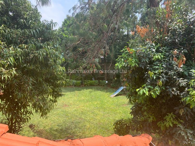 5 Bed House with En Suite in Nyari