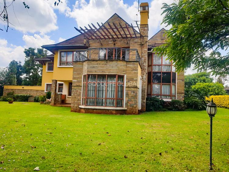 5 Bed House with En Suite at Runda