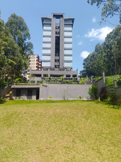 3 Bed Apartment with Swimming Pool in Kitisuru