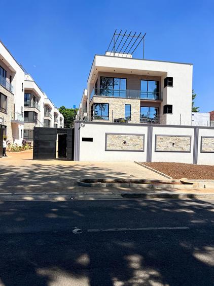 4 Bed Townhouse in Lavington 4 Bed Townhouse in Lavington