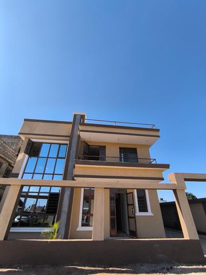 4 Bed House with En Suite in Ruiru