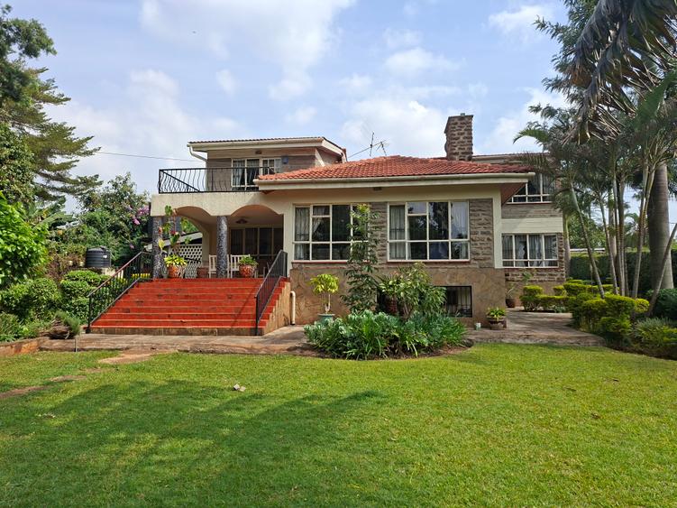 4 Bed House with En Suite at Off Un Avenue 4 Bed House with En Suite at Off Un Avenue