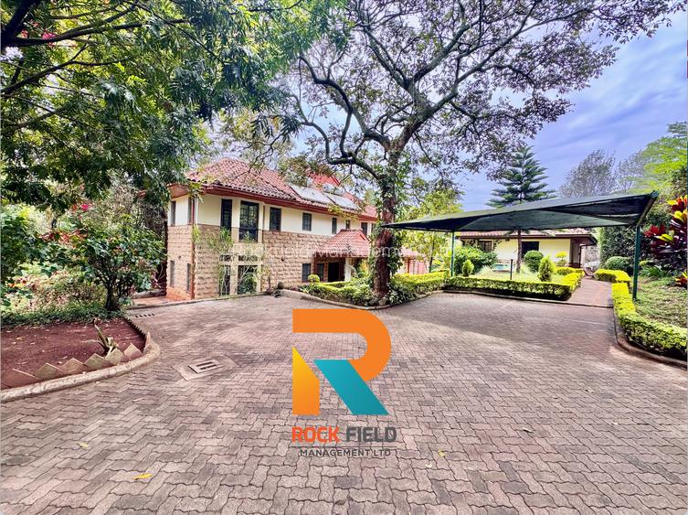 5 Bed Townhouse with En Suite at Rosslyn Lone Tree