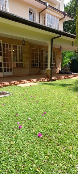 5 Bed Townhouse with En Suite in Lavington