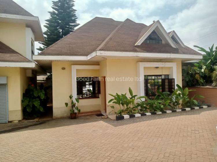 2 Bed House with En Suite in Runda