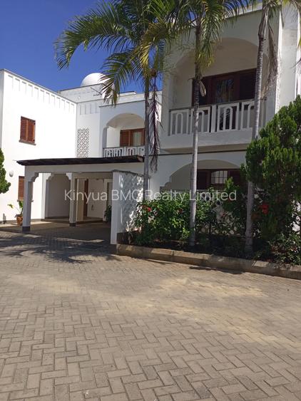 4 Bed Townhouse with En Suite in Nyali Area