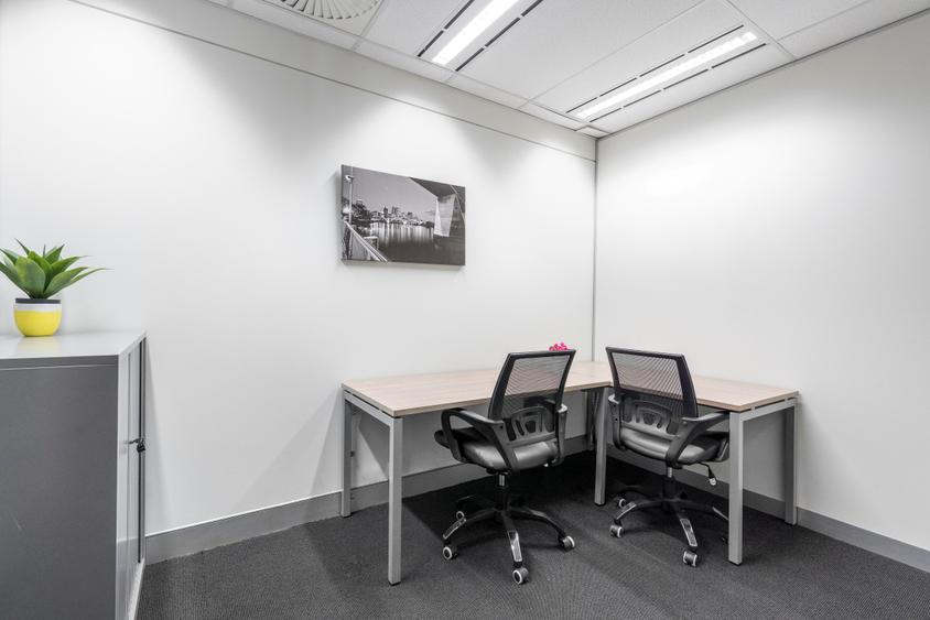Furnished 50 m² Office with Service Charge Included at Links Road Furnished 50 m² Office with Service Charge Included at Links Road