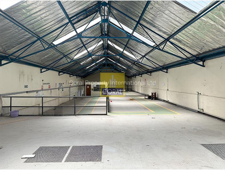 29,825 ft² Warehouse in Industrial Area