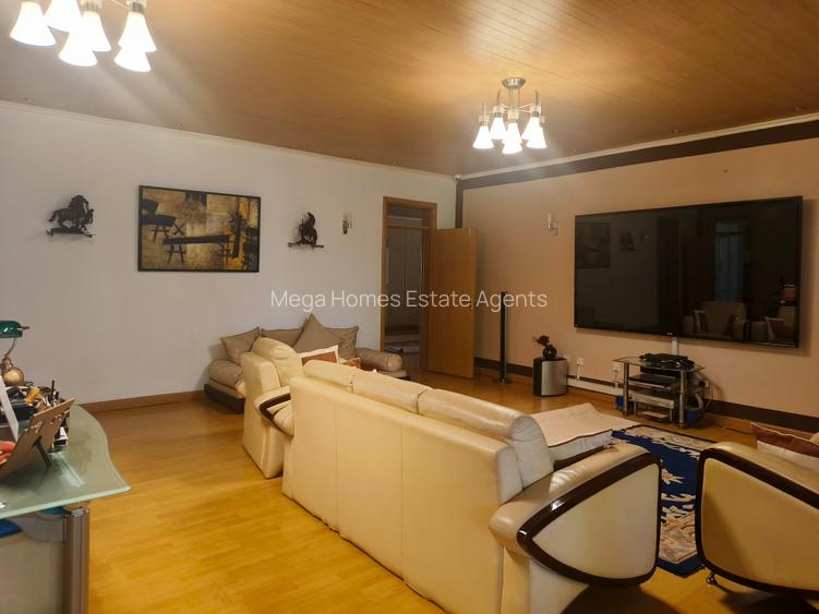 5 Bed House with En Suite in Gigiri