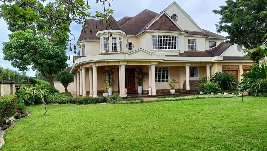 5 Bed House with En Suite in Runda 5 Bed House with En Suite in Runda