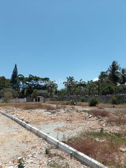 1,012 m² Residential Land in Nyali Area