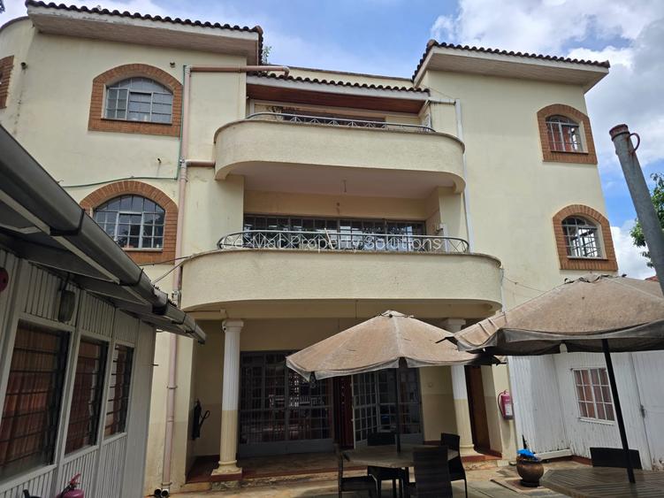 5 Bed House with En Suite in Gigiri