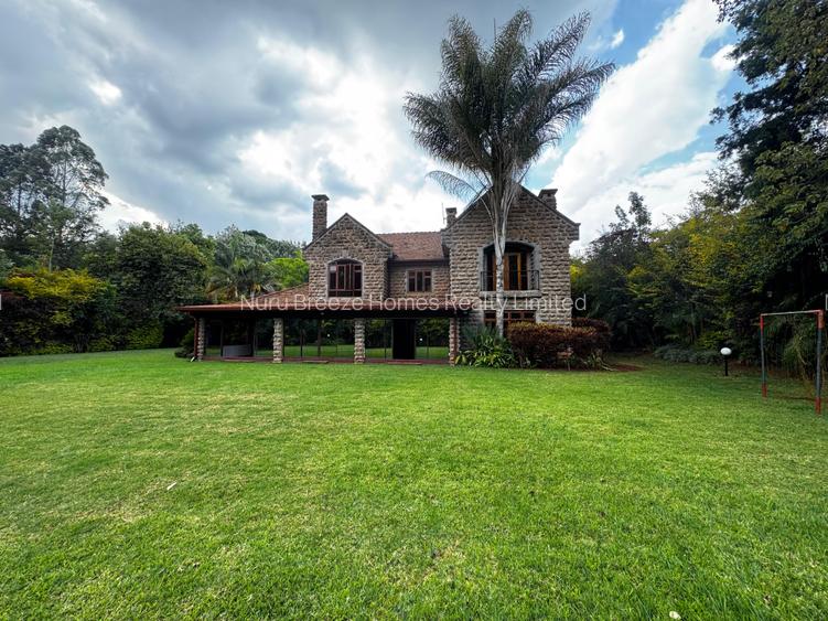 5 Bed Townhouse with En Suite in Karen