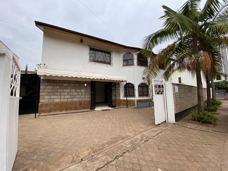 3 Bed Townhouse with En Suite at Mpaka Road