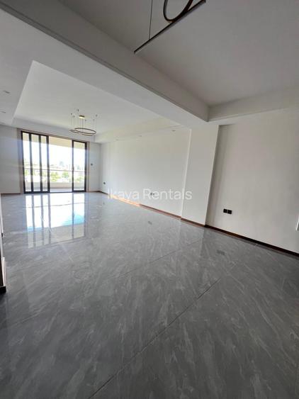3 Bed Apartment with En Suite at Riverside Drive
