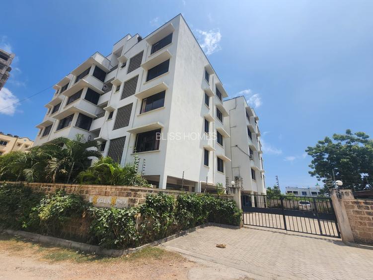 2 Bed Apartment with En Suite at Nyali Road
