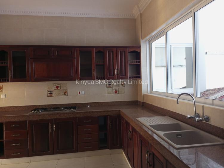 3 Bed Apartment with En Suite in Nyali Area