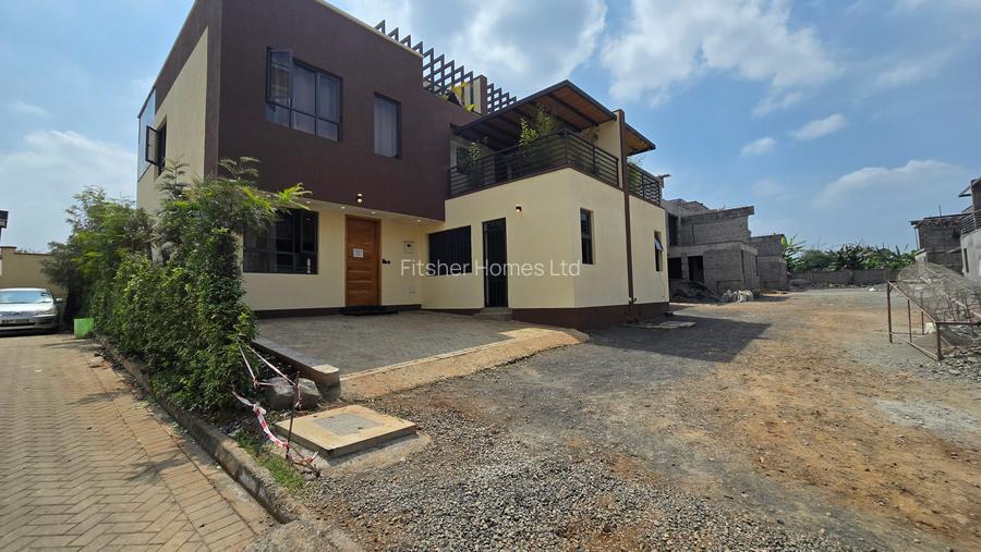 4 Bed House with En Suite in Ruaka
