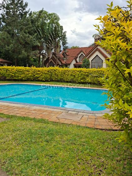 5 Bed Townhouse with En Suite at Kabarsiran Road