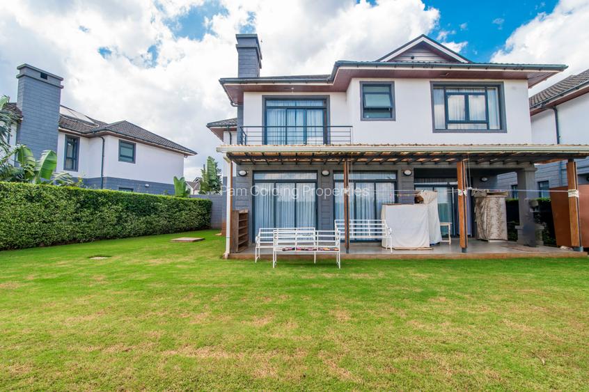 4 Bed House with En Suite at Five Star Paradise