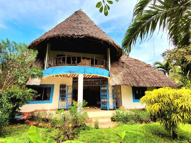 4 Bed Villa with Swimming Pool in Diani