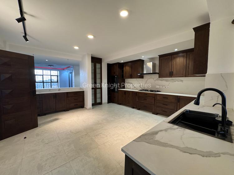 Serviced 4 Bed Apartment with En Suite in Kileleshwa