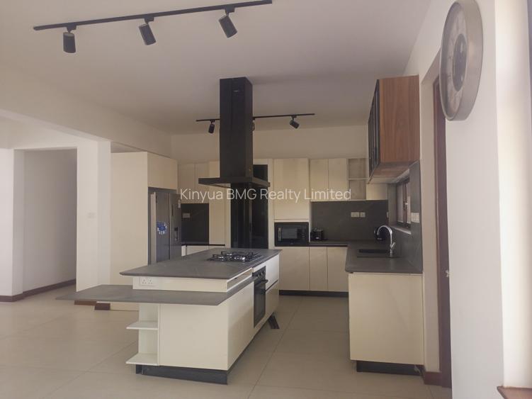 3 Bed Apartment with En Suite at Off Mt Kenya Road