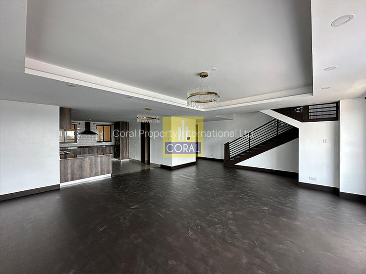 4 Bed Apartment in Lavington