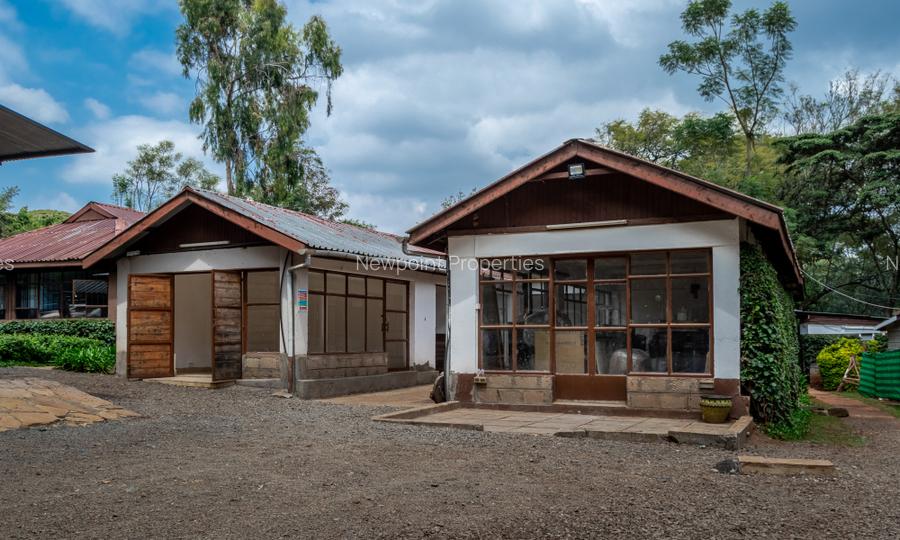 Commercial Property with Backup Generator in Karen