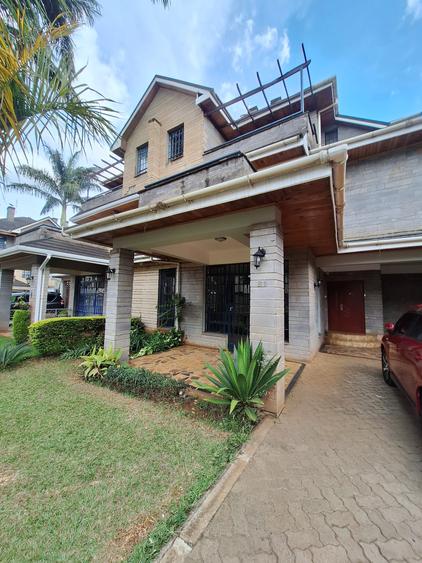 5 Bed Townhouse with En Suite in Lavington 5 Bed Townhouse with En Suite in Lavington