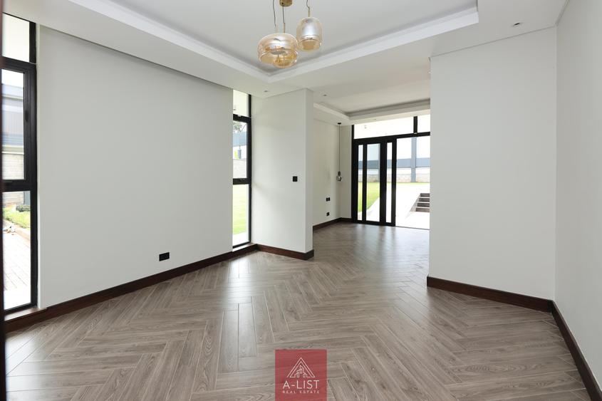 6 Bed Villa with En Suite at Nyari - Aanzicht 4