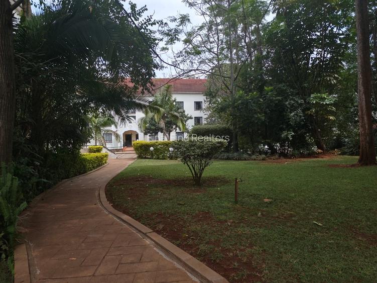 2 Bed Apartment with Swimming Pool in Muthaiga