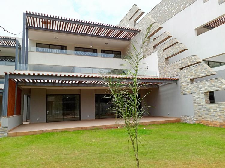 5 Bed Villa with En Suite in Lower Kabete