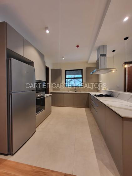 1 Bed Apartment with En Suite in Riverside