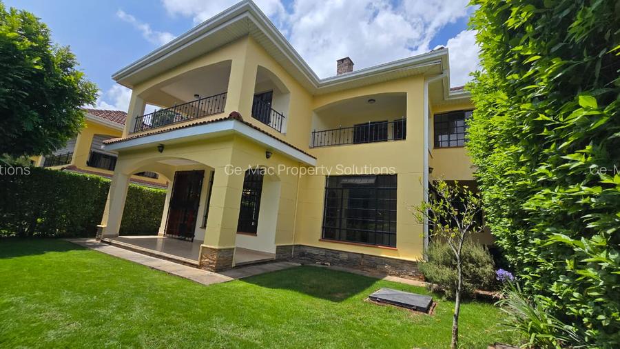 4 Bed House with En Suite in Lavington