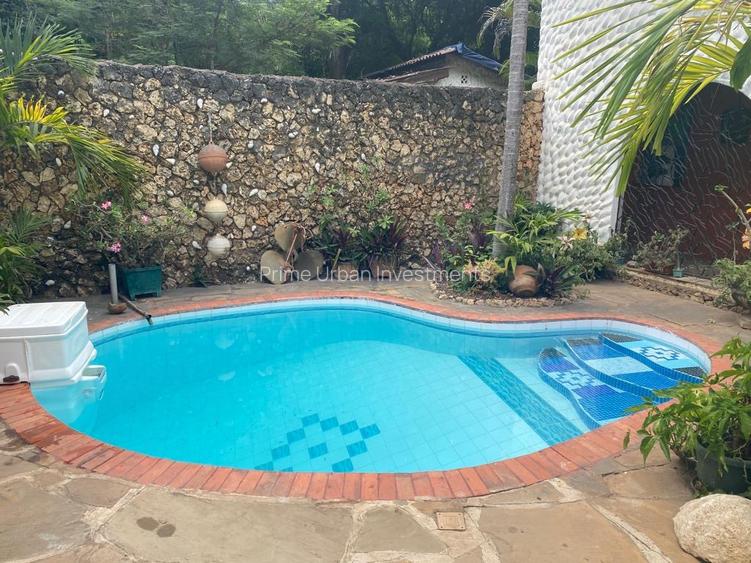 4 Bed House with En Suite in Mtwapa